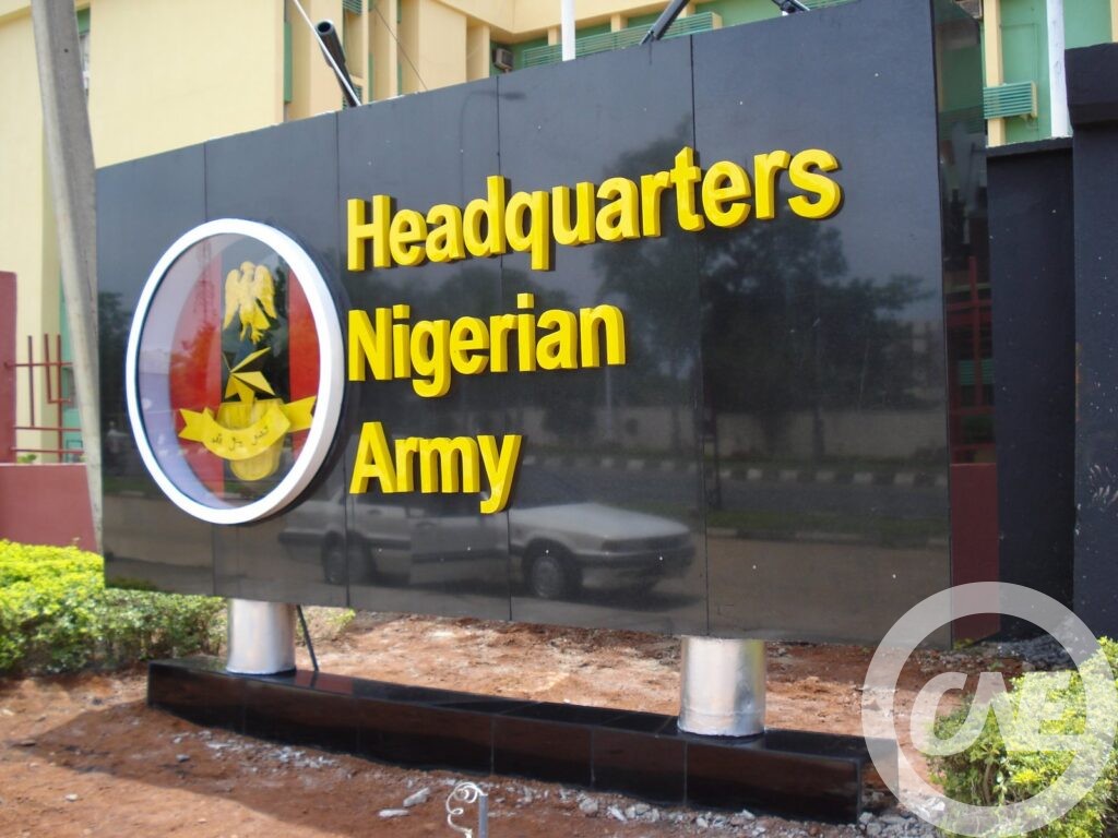 Making the Nigerian Army monument sign